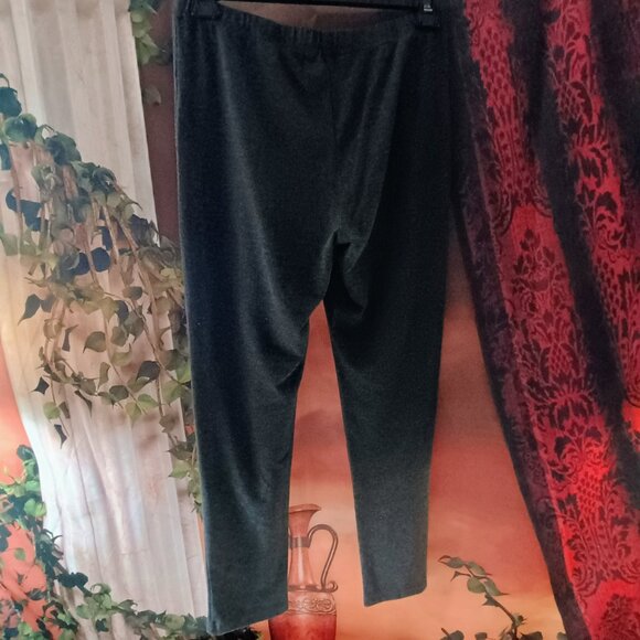 EUC: Girls' Disney Daisy Duck sz Medium Black and Pink Leggings - Picture 2 of 4